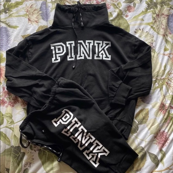 PINK Victoria's Secret Other - PINK 2pc outfit size small